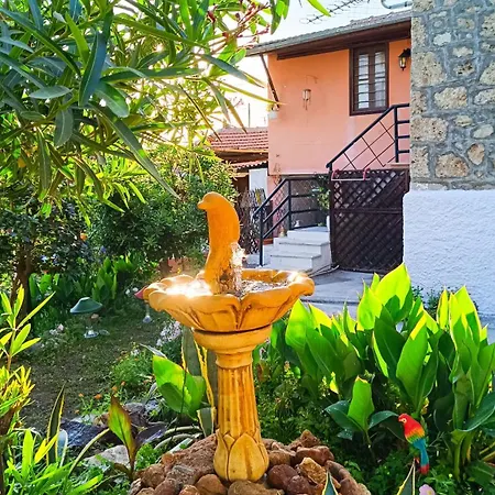 بيت للعطل Traditional House At Pelion Seaside