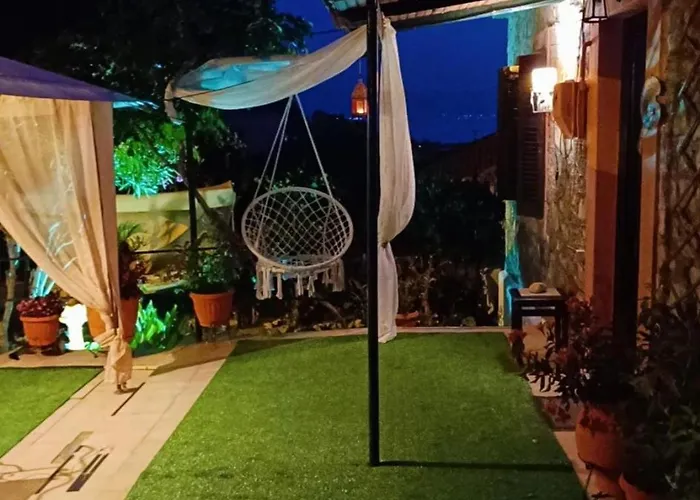 Traditional House At Pelion Seaside *