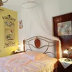 Traditional House At Pelion Seaside