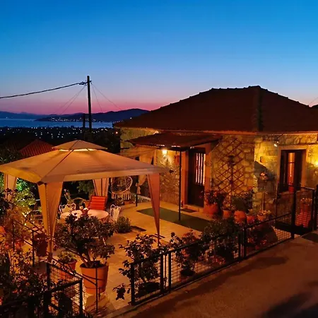 Traditional House At Pelion Seaside *