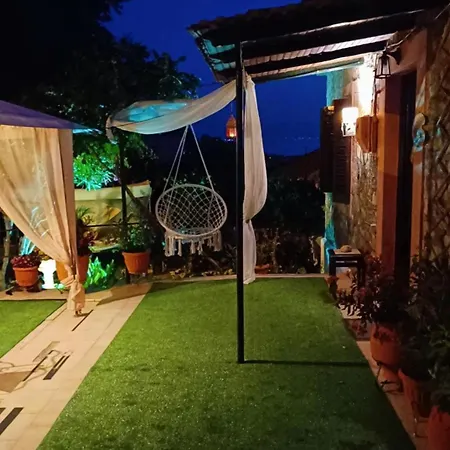 Traditional House At Pelion Seaside *