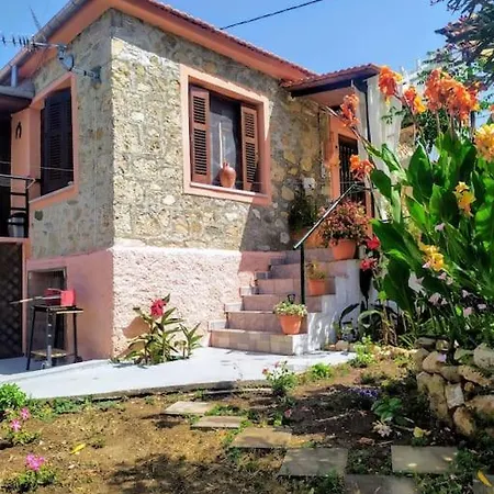 Traditional House At Pelion Seaside