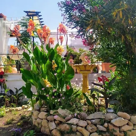 Traditional House At Pelion Seaside *