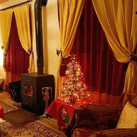 Traditional House At Pelion Seaside *