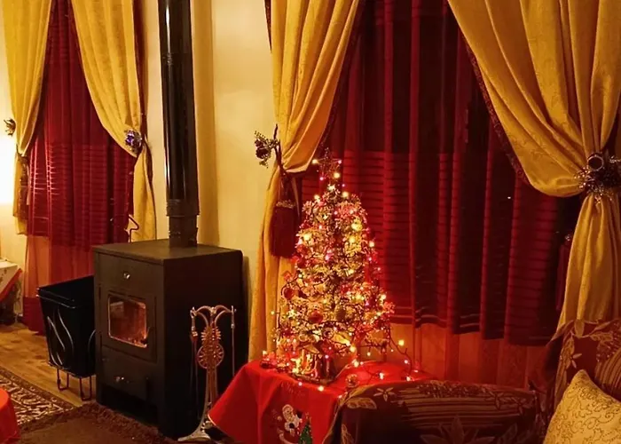 Traditional House At Pelion Seaside *